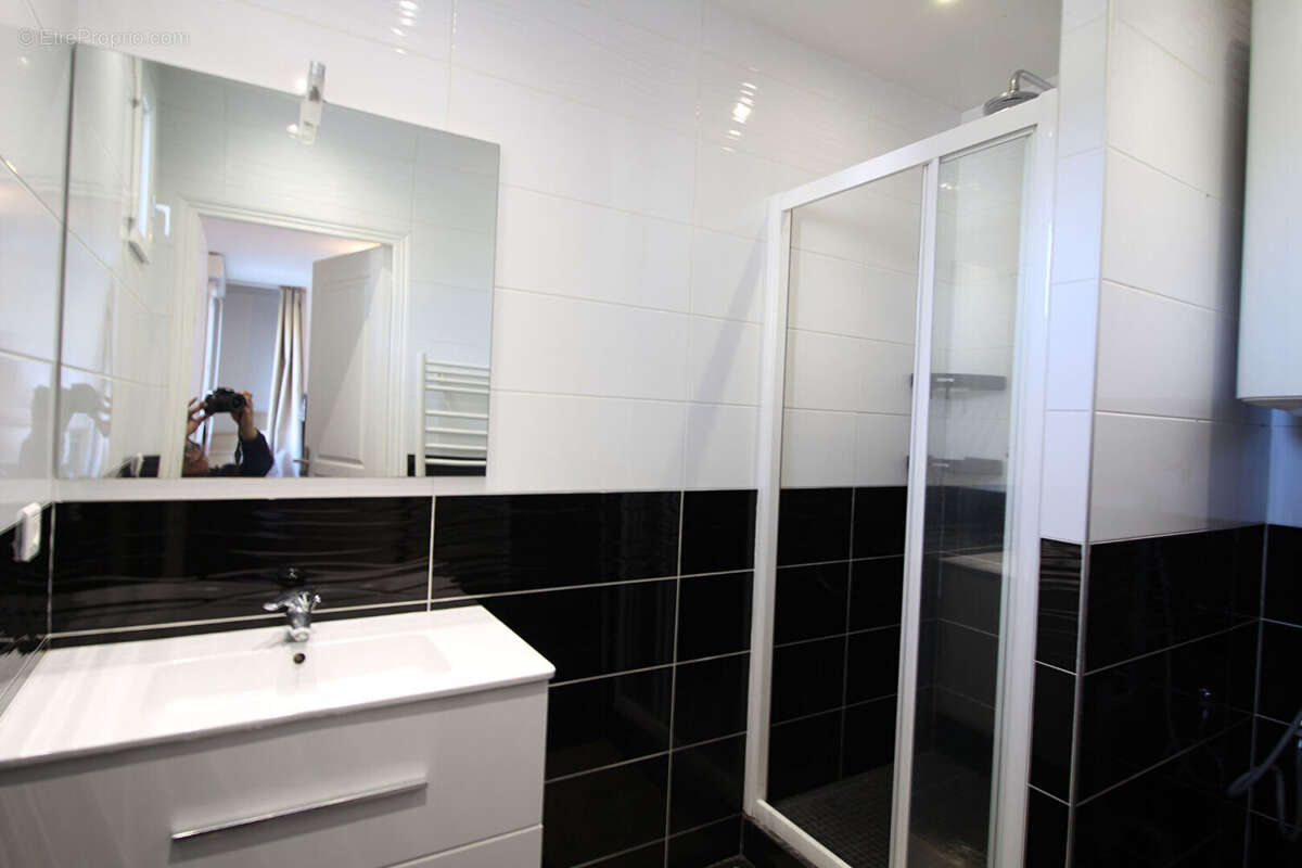 Appartement à SARTROUVILLE