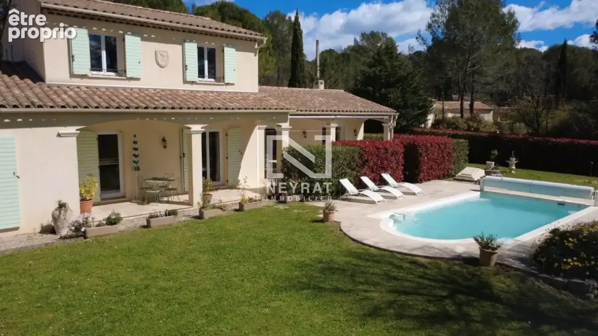 Fayence – Élégante villa provençale avec piscine et jardin plat de 3 000 m² - photo 23