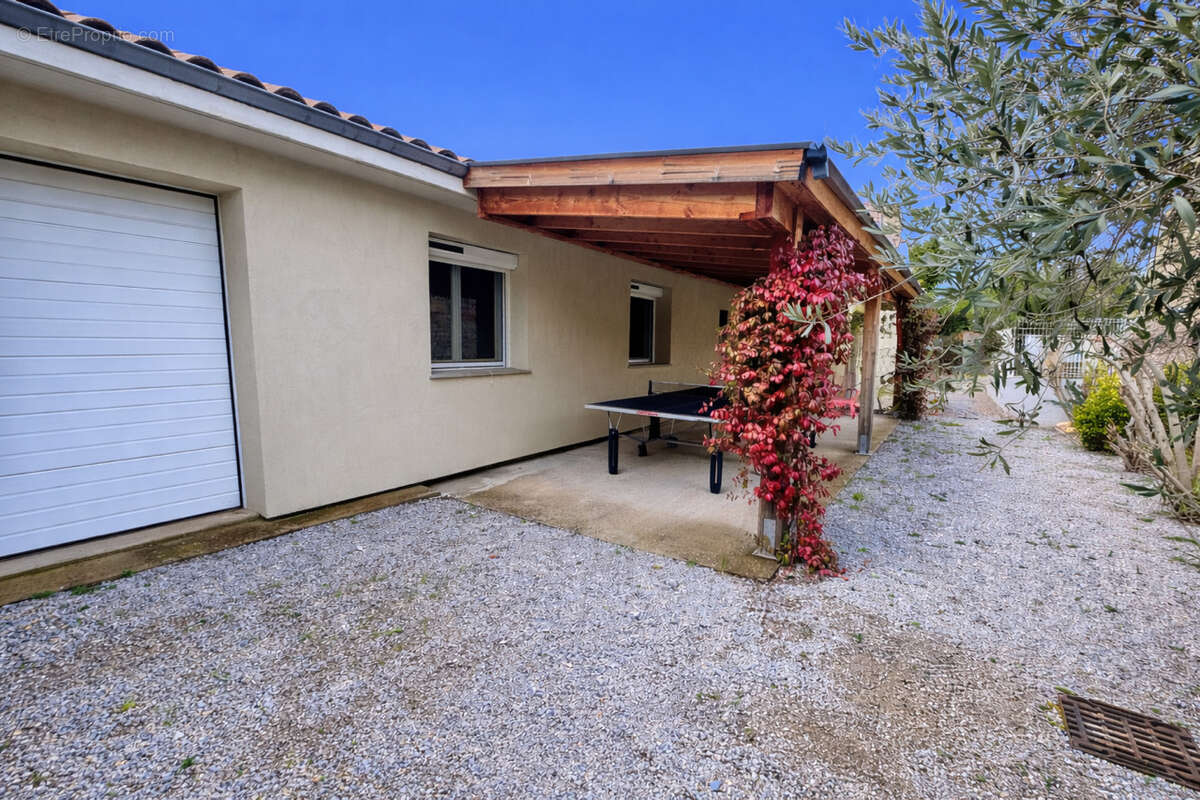 Nyons centre - villa plain-pied de 140 m2 - photo 2