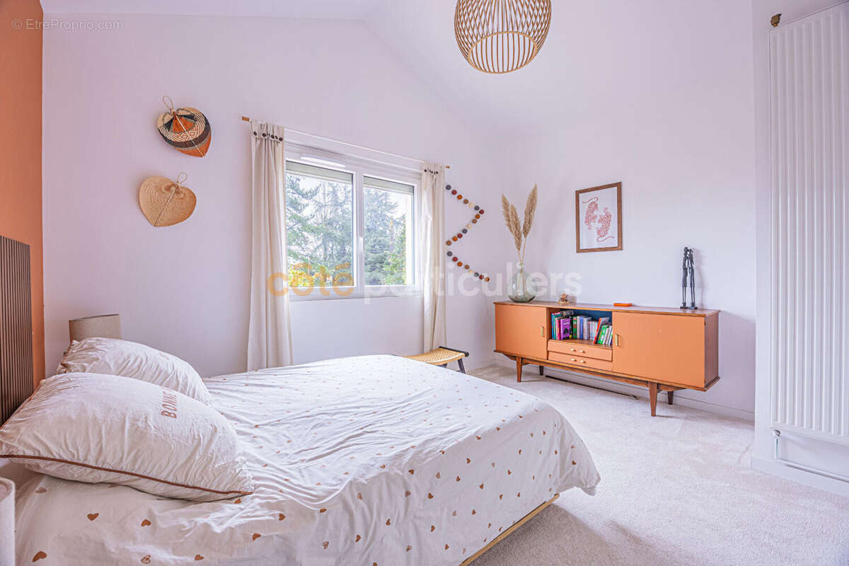 Maison à BOUGUENAIS