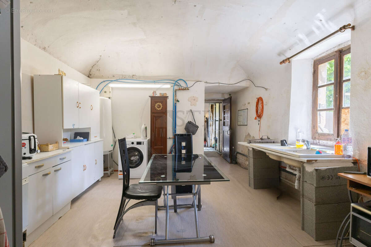 Maison à CRUAS