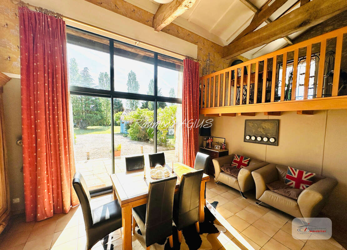 Maison à SAUSSIGNAC