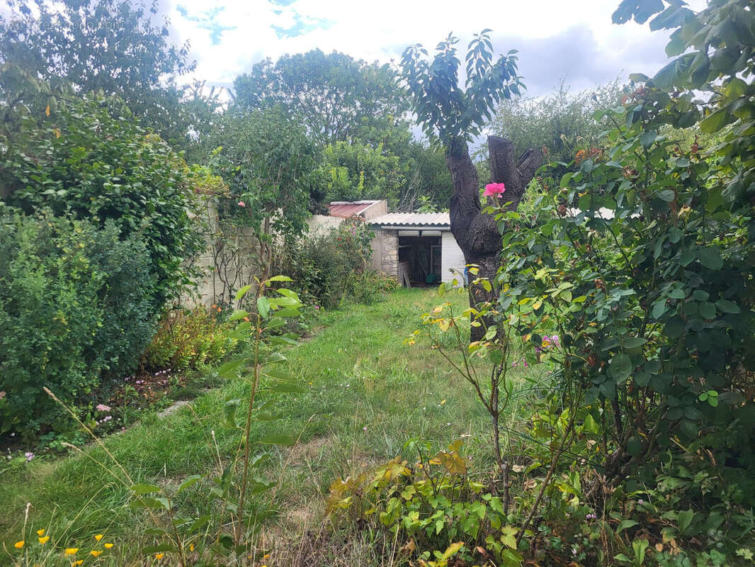 Maison à VILLETANEUSE