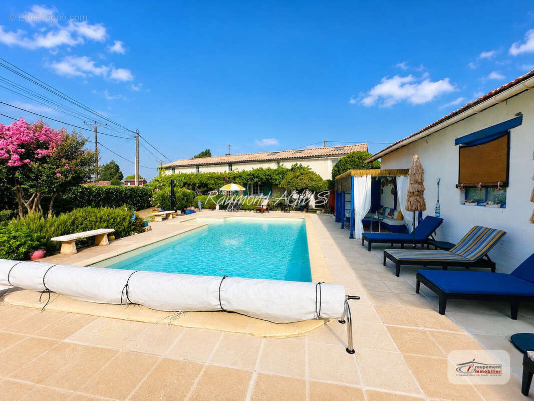 Charmante longère de vigneron avec studio, piscine et séchoir traditionnel - photo 4