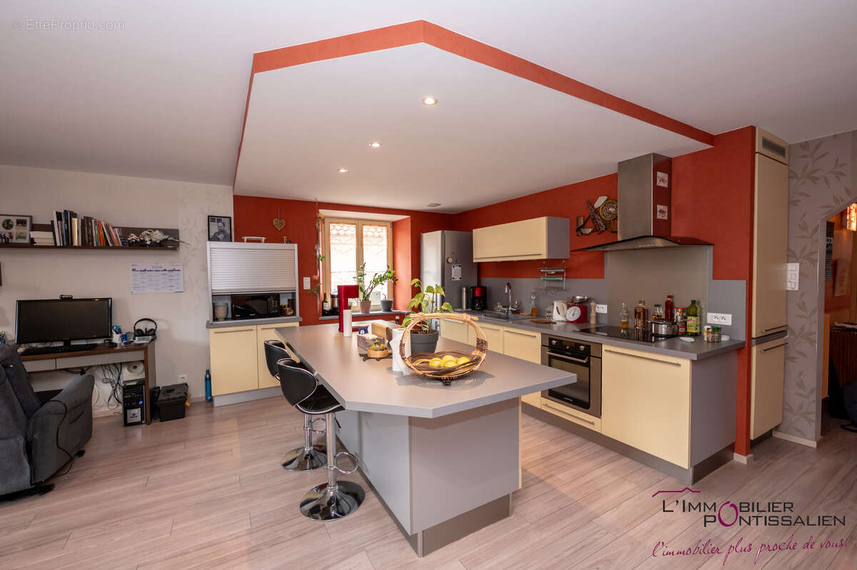 Pontarlier - appartement t3 - centre ville - photo 10