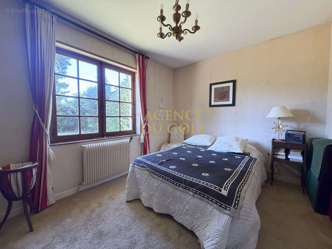 Maison familiale de 145 m2 sur 843 m2 de terrain, secteur forêt Stella - photo 8