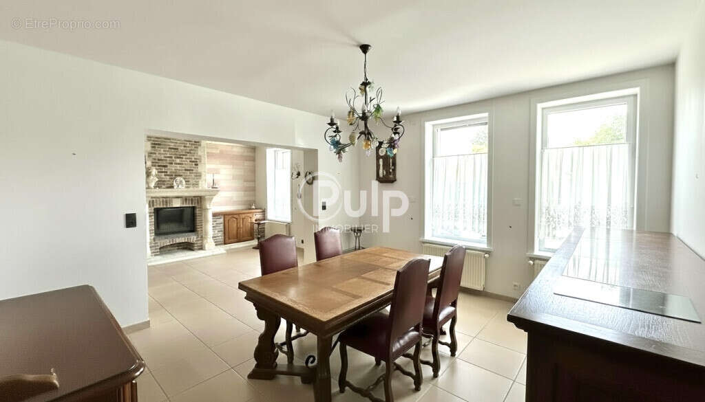 Charmante maison familiale de ville avec suite parentale au rez-de-chaussée, garage et jardin - photo 2