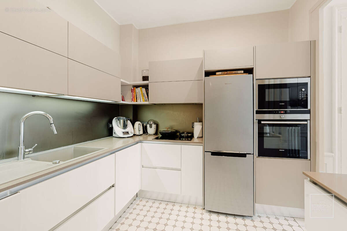 Appartement à LYON-6E