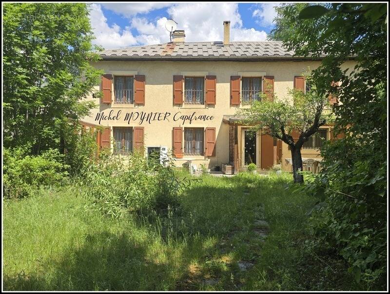 Maison à L'ARGENTIERE-LA-BESSEE