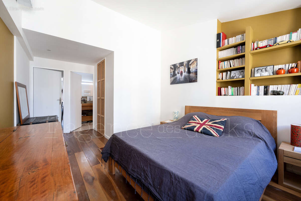 Bordeaux centre historique - magnifique appartement rénové avec belle vue - photo 13