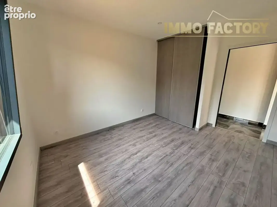 Maison plain-pied 5 pieces 125 m² saint-alban-les-eaux - photo 12