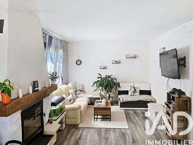 Photo 3 - Maison à NEUVY-EN-SULLIAS