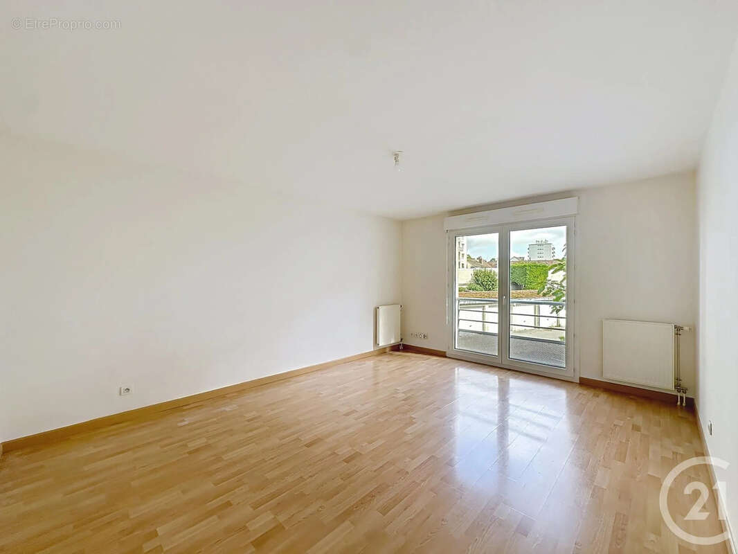 Appartement 67 m² à Troyes  - photo 2