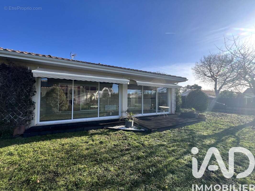 Photo 3 - Maison à ARES