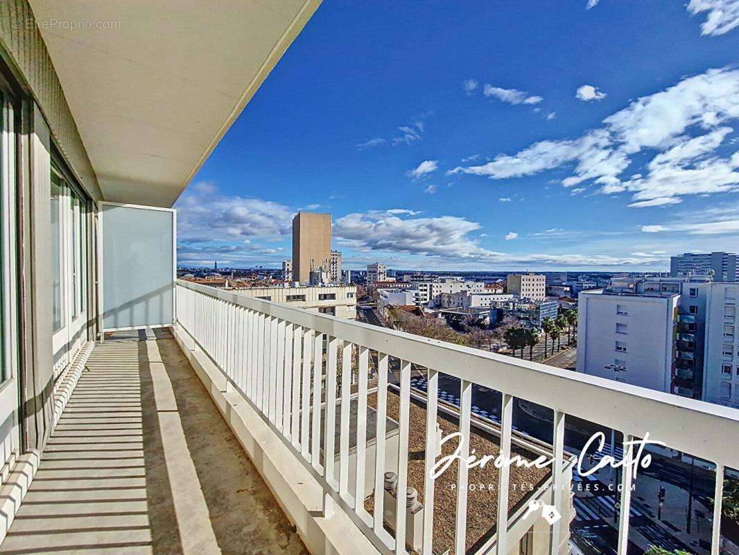 Appartement à NIMES