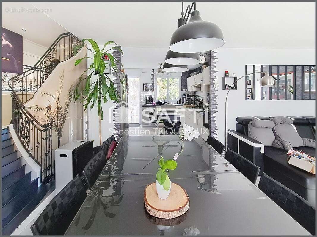 Photo 6 - Maison à MONTREUIL-JUIGNE