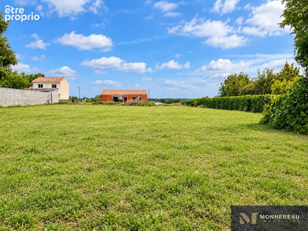 Terrain constructible de 1513 m2 - photo 4