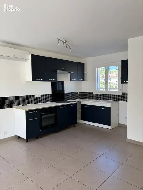 À VENDRE   Maison familiale avec jardin et garage au cœur de Moulès - photo 3