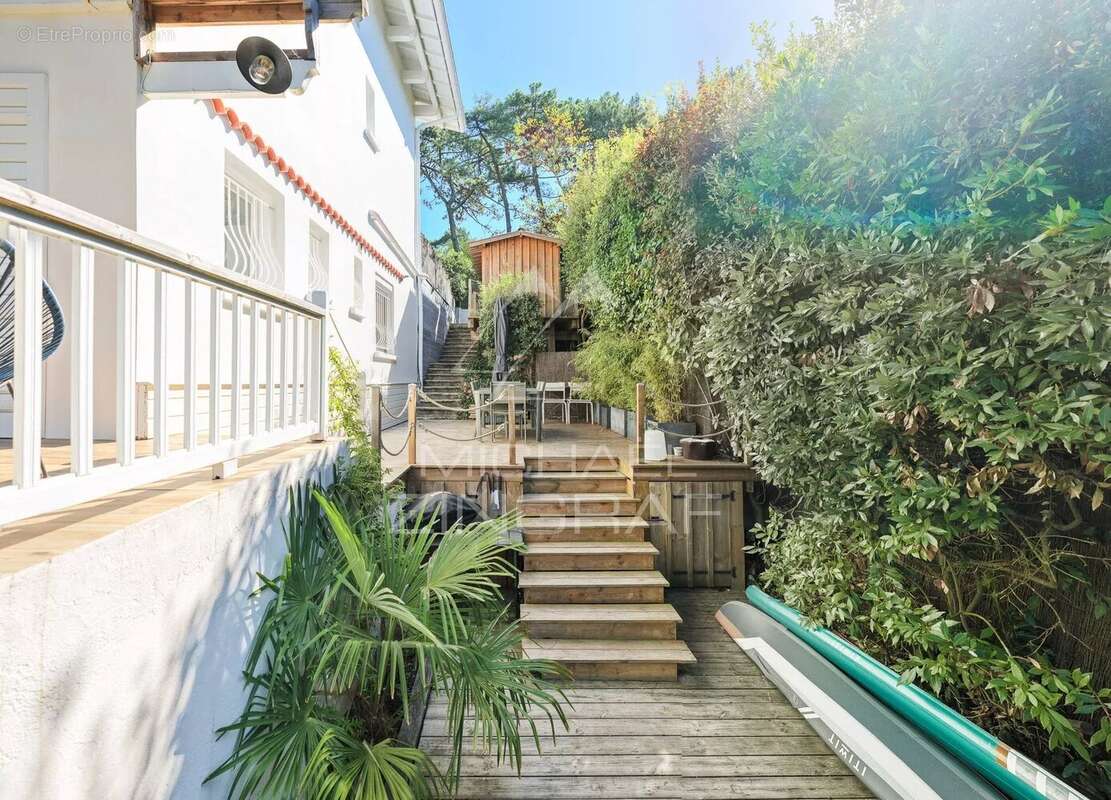 Maison à LE BOUSCAT