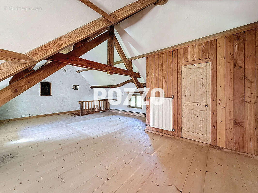 Maison de caractère 5 pièces avec jardin et dépendance - LE MESNIL - Terrain de 2494 m² - photo 11