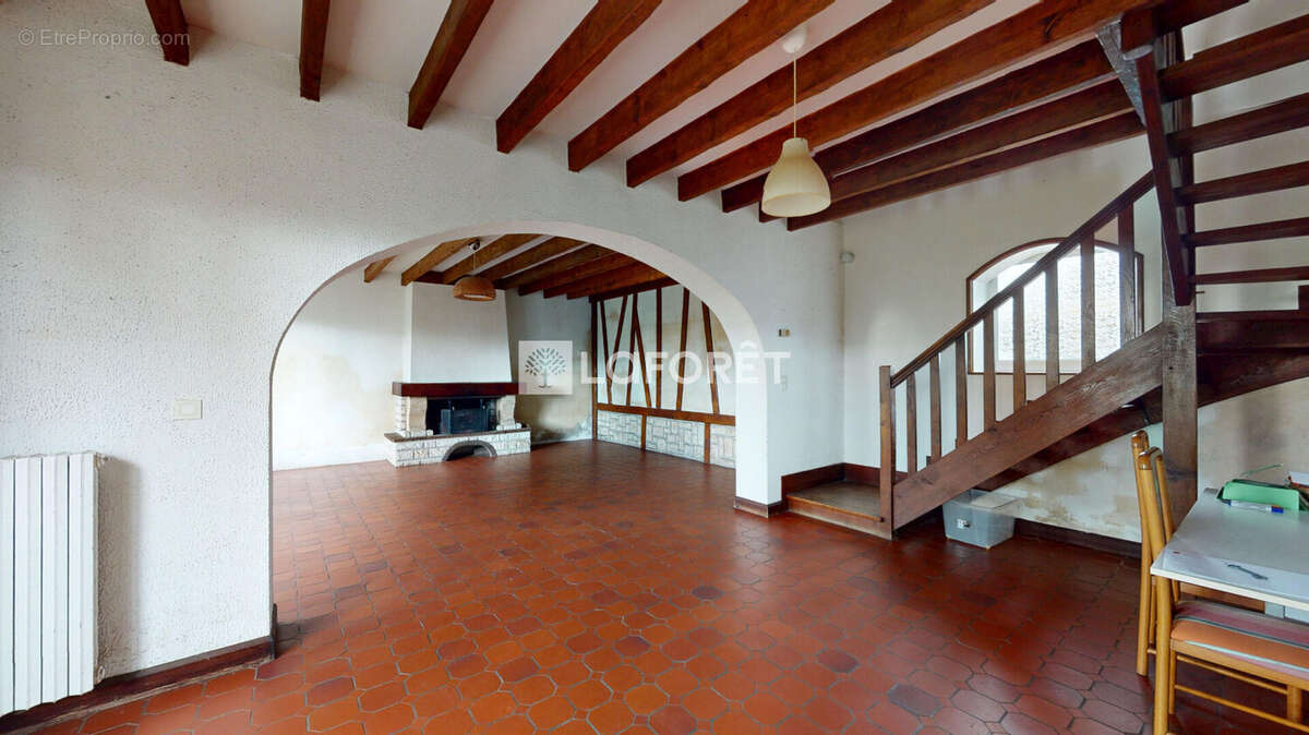 Maison à SAINT-JOUIN-BRUNEVAL