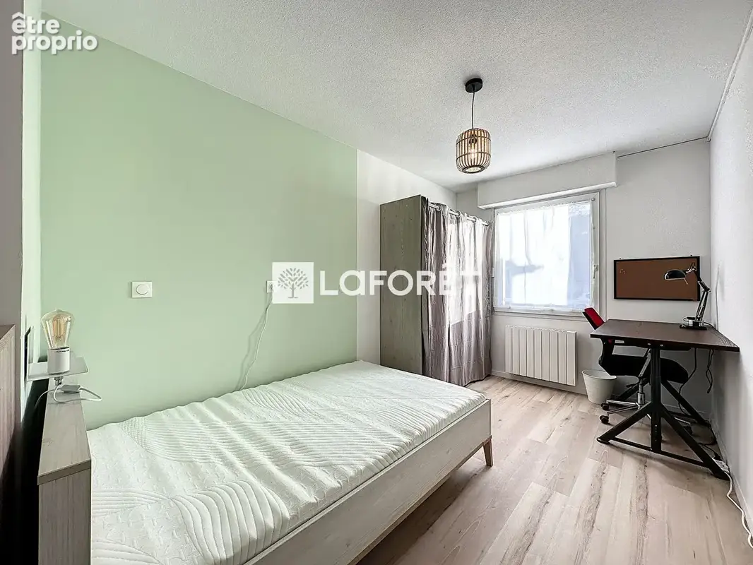 T5 de 83,01 m²  4 chambres  balcon  cave  au calme - photo 8