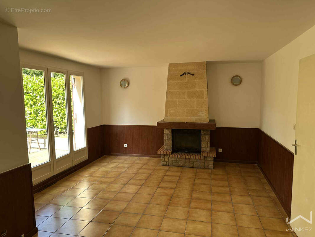 Maison à CHAMPS-SUR-MARNE