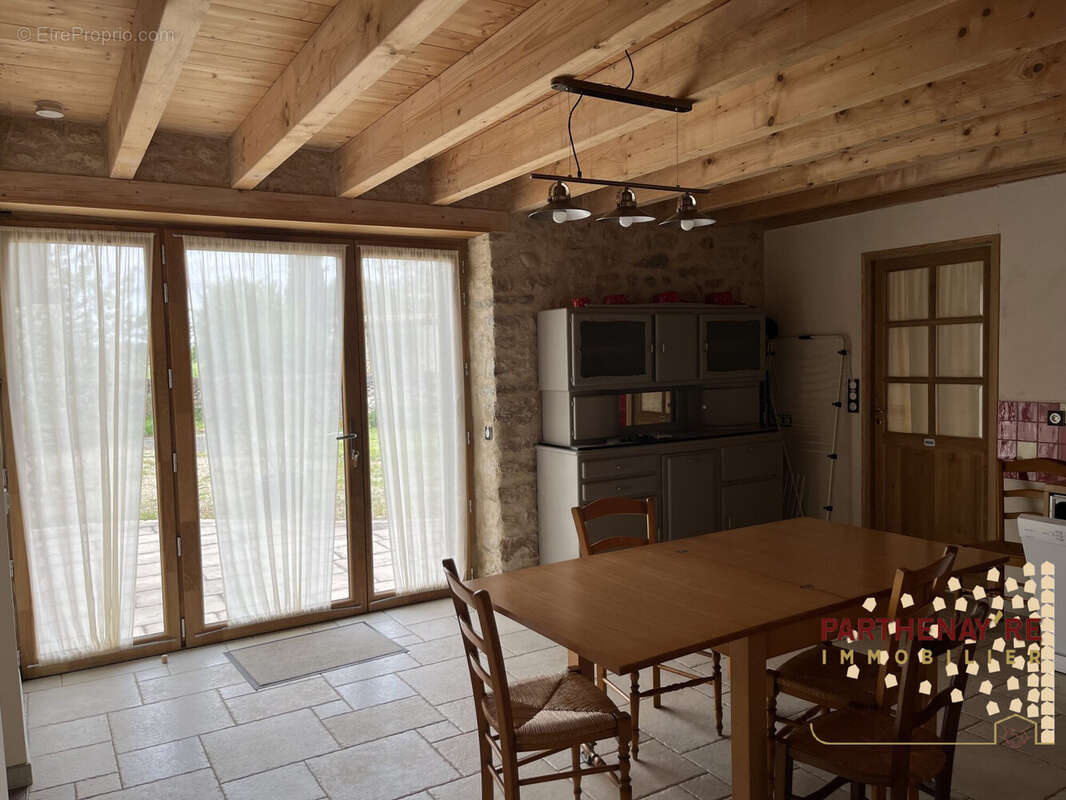 Maison 149 m² à Pressigny  - photo 5