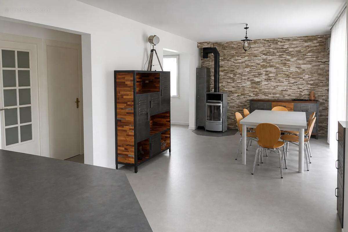 Superbe maison rénovée 115 m² à Pommerit-le-Vicomte - photo 6