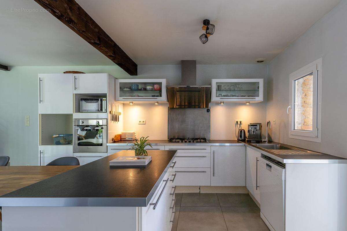 A VENDRE Maison 5 P 140 m2 3 chambres a Canals - 82170 - photo 5