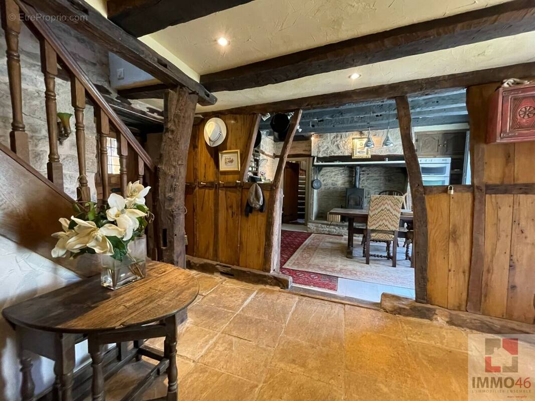 Maison à GRAMAT