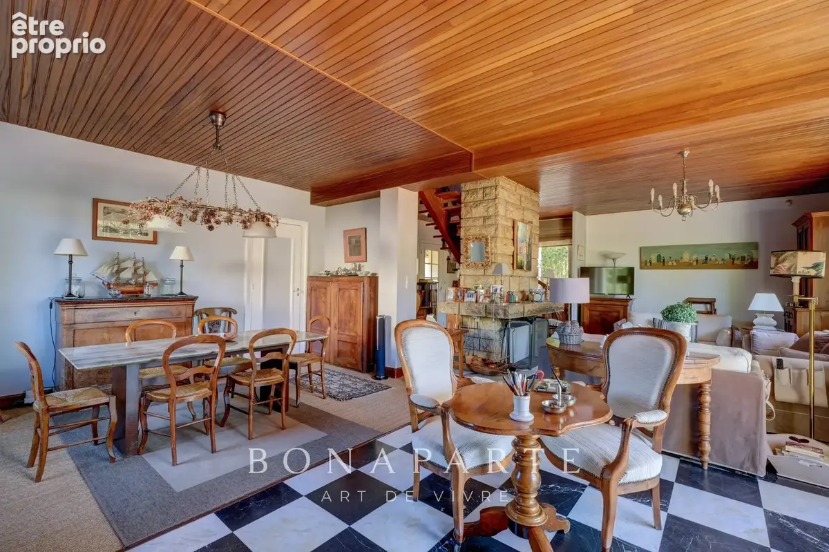 Décines – propriété familiale 197 m² – maison principale & maison indépendante – terrain 664 m² - photo 6