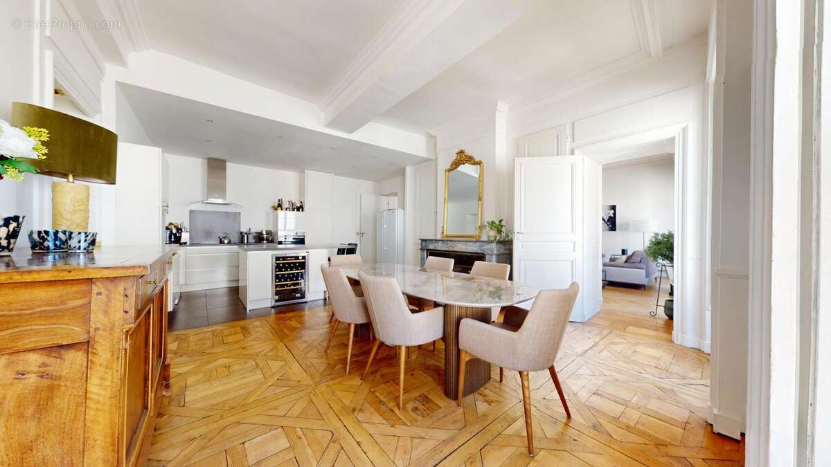 Appartement à LYON-1E