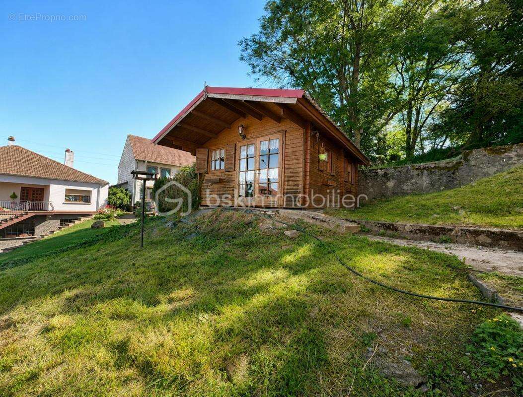 Maison familiale avec grange attenante : une opportunite rare ! - photo 4