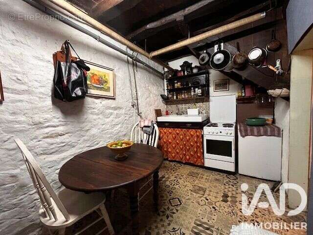 Maison 120 m² à Saint-Denis-Des-Murs  - photo 8