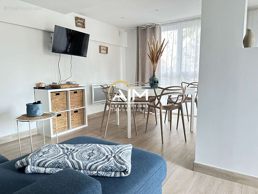 Maison à MONTLOUIS-SUR-LOIRE