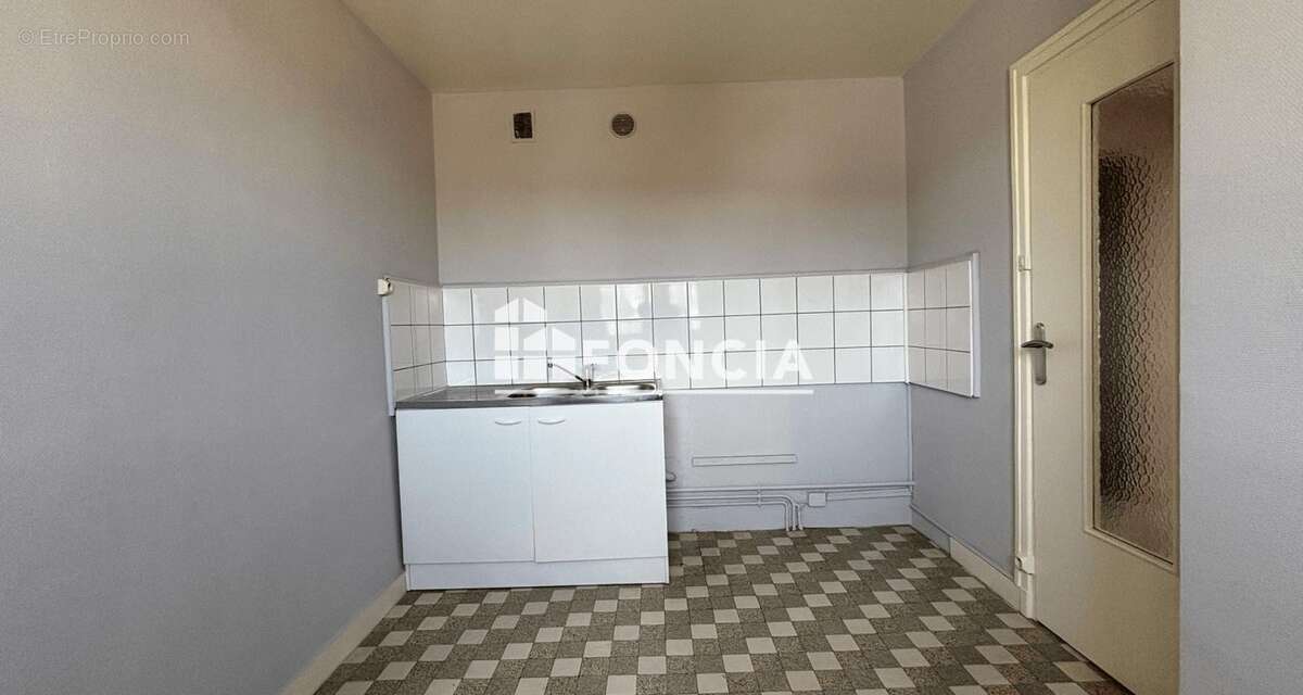 Appartement à SAINT-ETIENNE