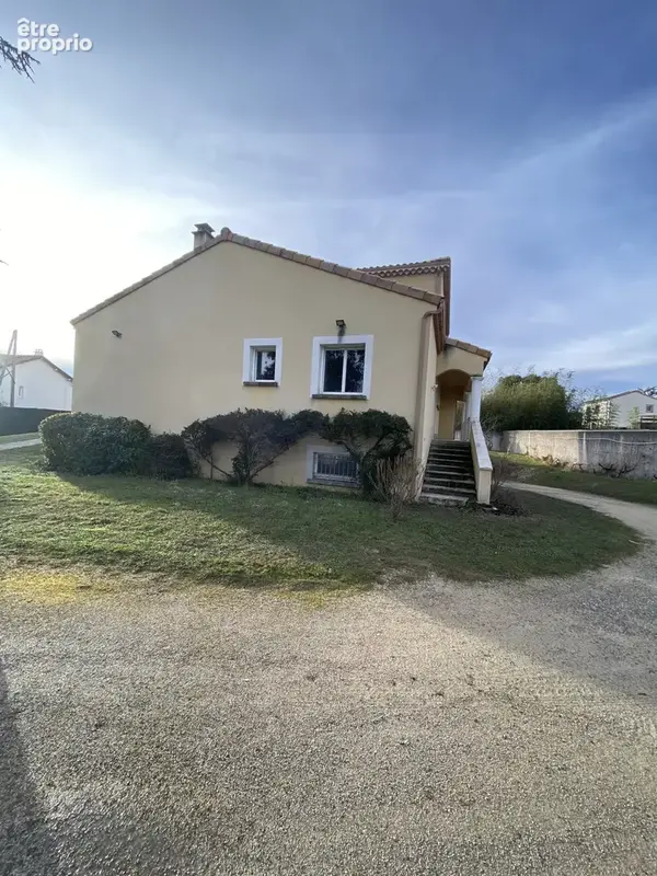 Annonay, maison familiale de 172m2 sur sous-sol complet - photo 17
