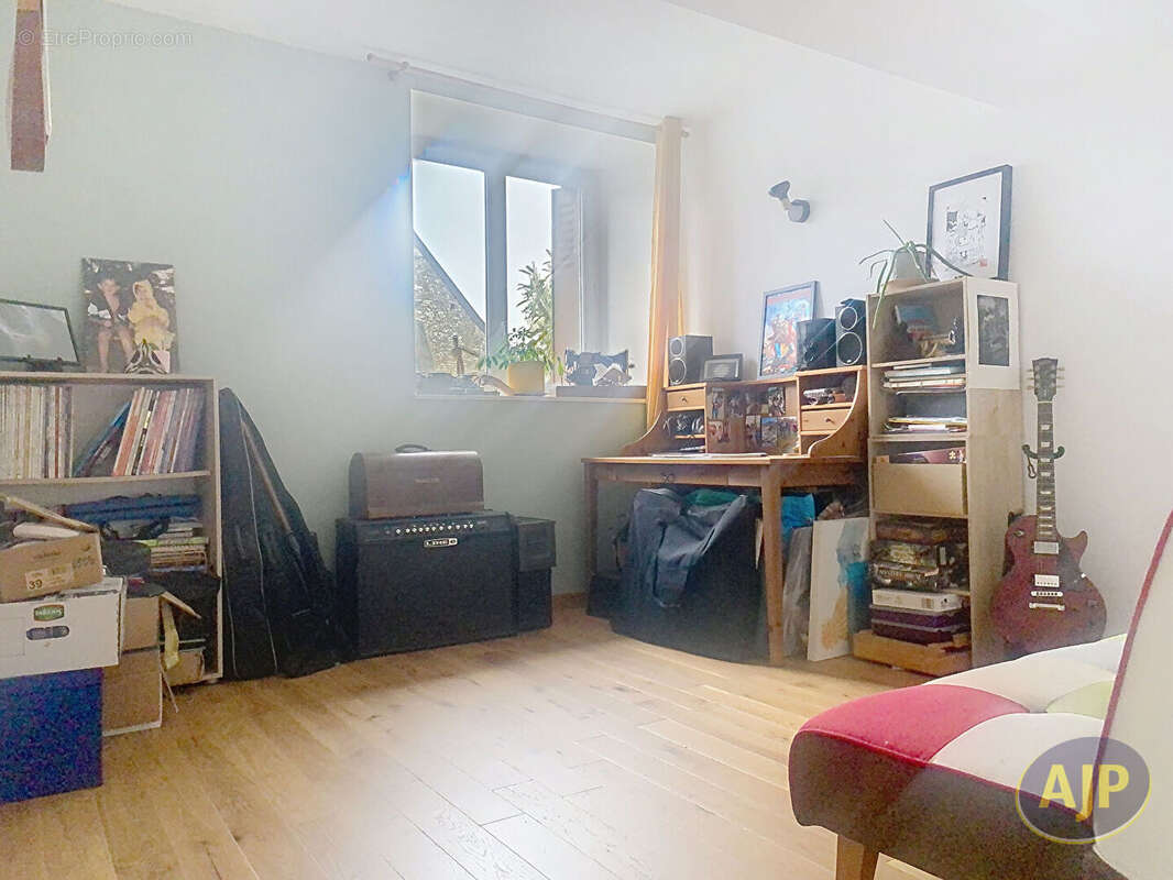 Maison à GRUGE-L&#039;HOPITAL