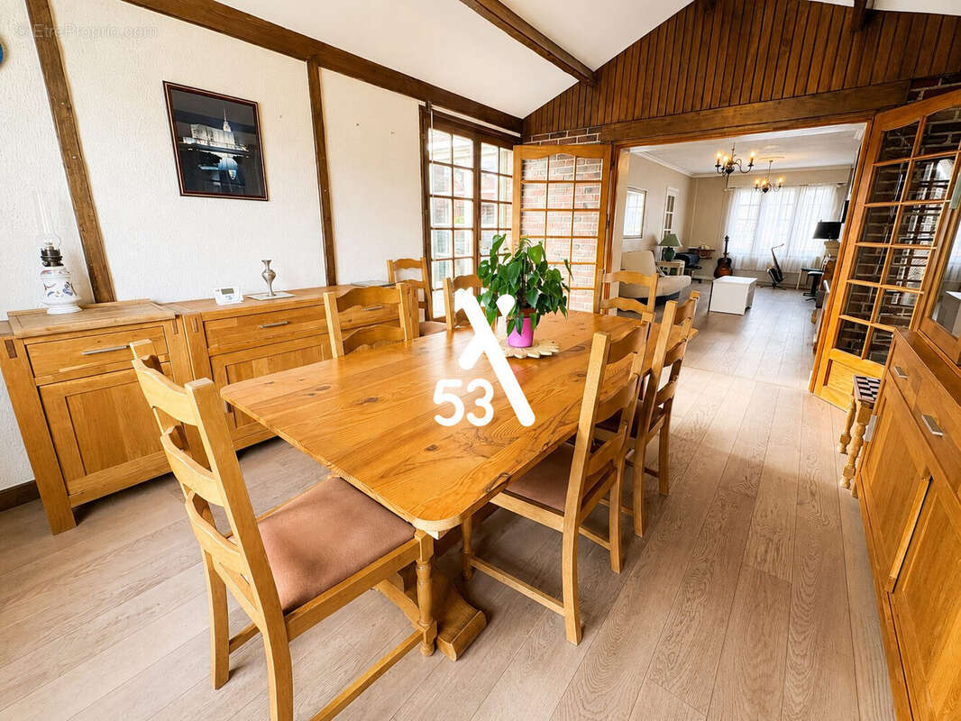 Maison 171 m² à Arques  - photo 3