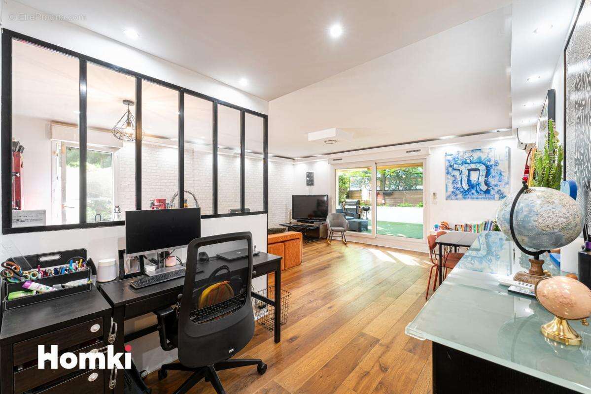 Appartement à MARSEILLE-8E