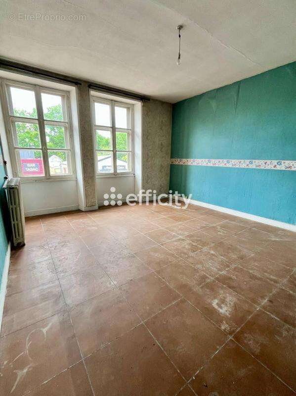 Appartement à LA FERRIERE-AUX-ETANGS