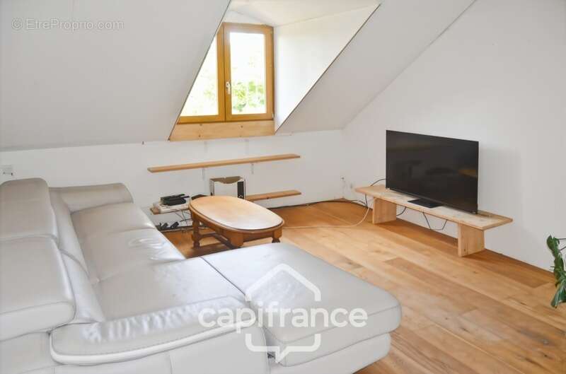 Maison à LONS-LE-SAUNIER