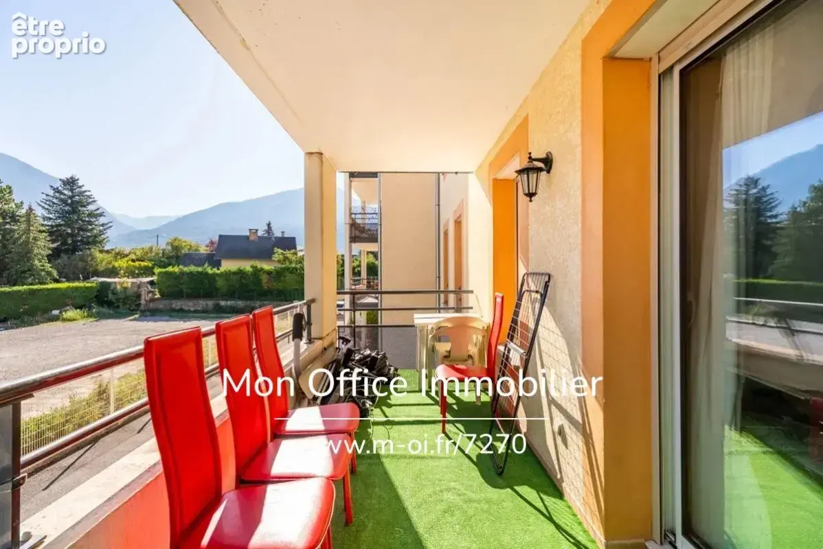 Référence : 7270-MTE - Appartement Type 2 - centre-ville - Balcon - photo 2