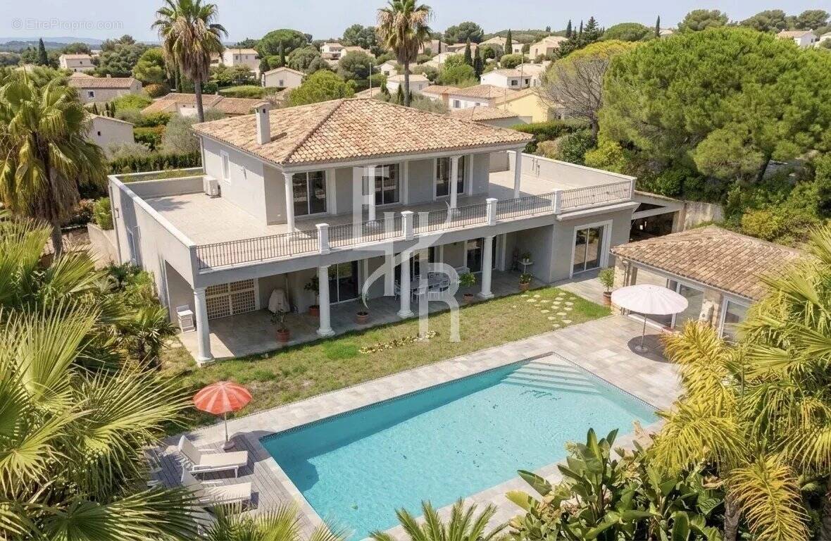 Maison à MOUGINS