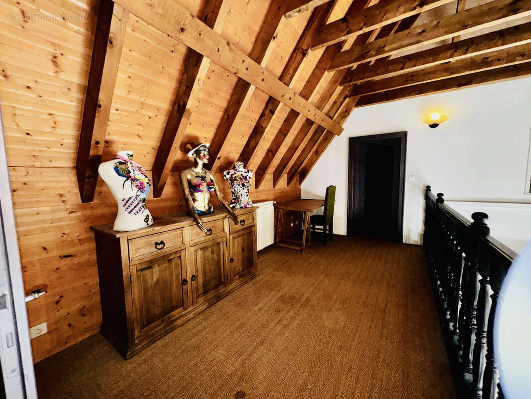 Maison à SAINT-CIRQ-MADELON