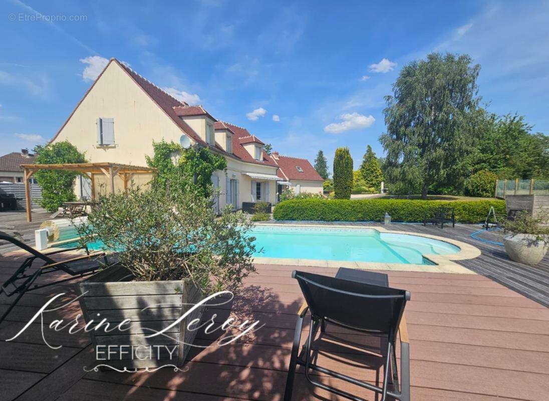 Maison 200 m² à Montlognon  - photo 2
