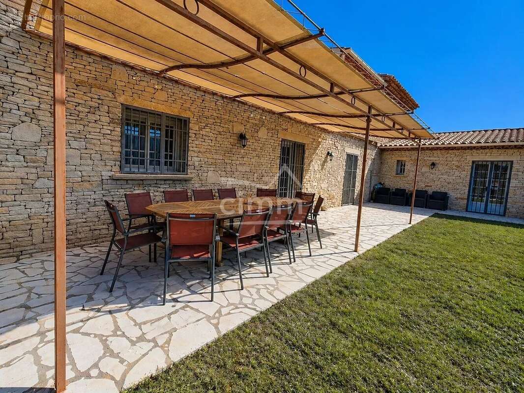 Maison à ORAISON
