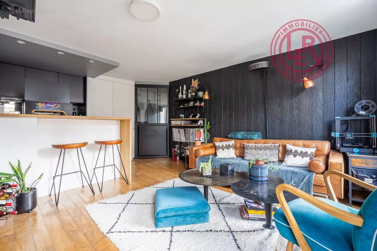 Appartement à PARIS-10E