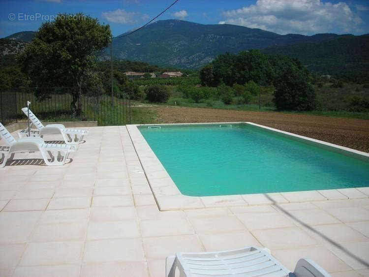Maison à MALAUCENE